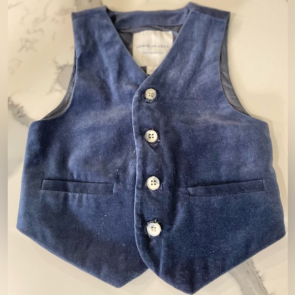 Janie & Jack 3T Vest - Picture 3 of 5